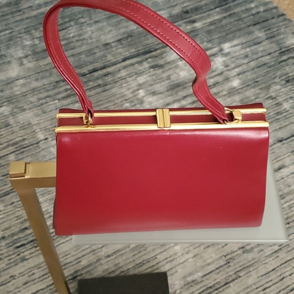Red 1950 1940 vintage purse made in England rich leather